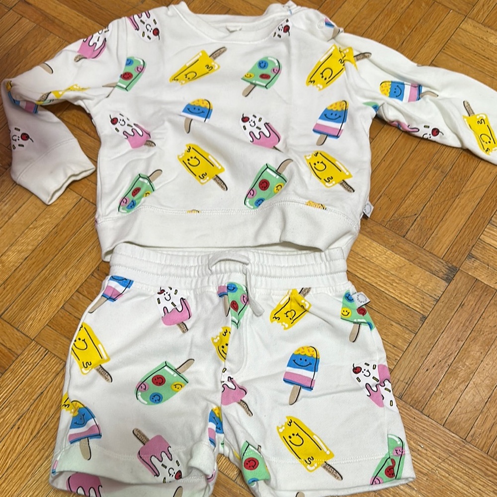 Stella McCartney White and Yellow Pajama Set with Playful Ice Cream Design